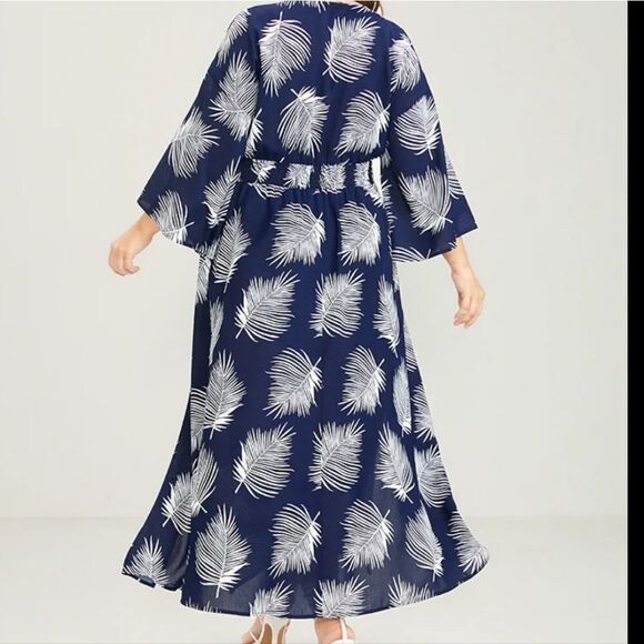 NWT BloomChic navy and white dress 18/2X - Picture 2 of 11